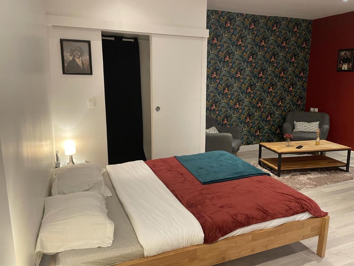 Apartamento Le Relais Du Petit Lion Blois Exterior foto