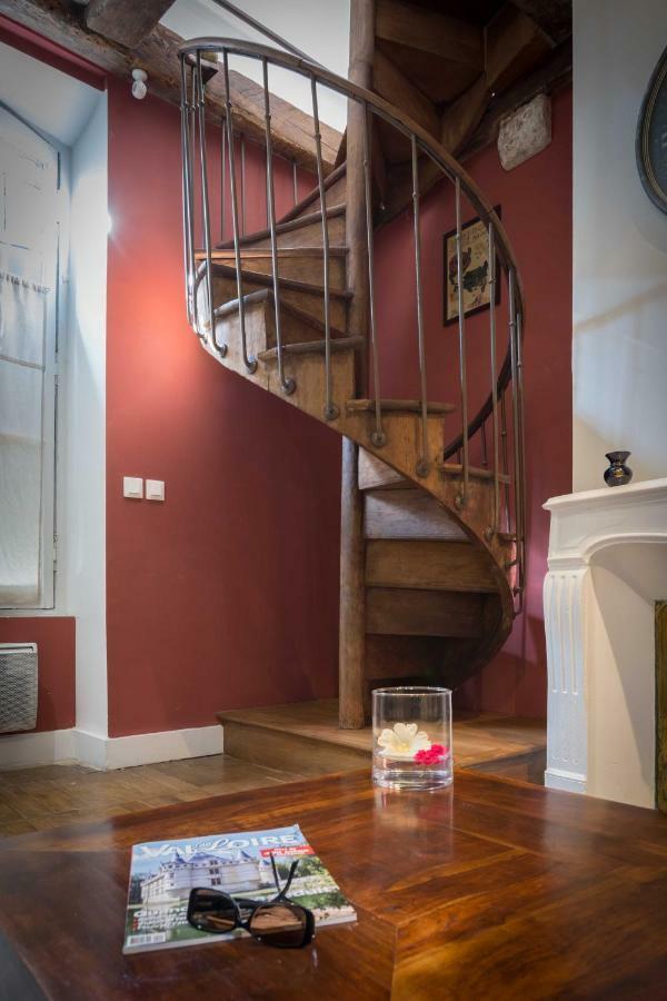 Apartamento Le Relais Du Petit Lion Blois Exterior foto